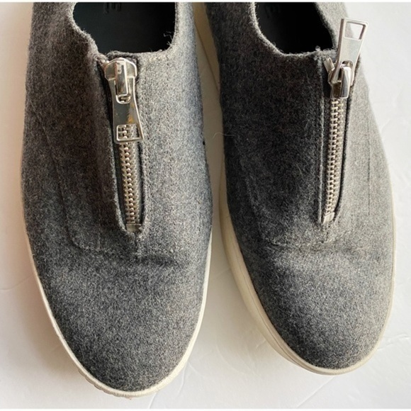 Vince • Grey Flannel Felt Zipper Warner Platforms - Picture 2 of 8